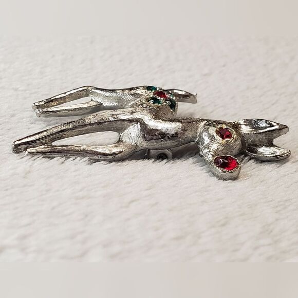 Reindeer Brooch Silver, red and green gem stones - Picture 5 of 5